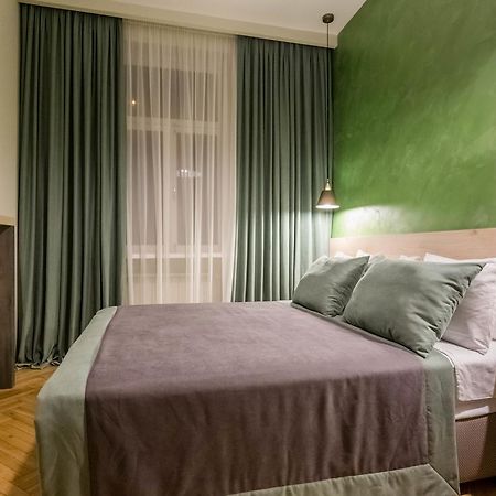 Luxury 3 Bedroom Apartment By Freedom Square City Center Tbilisi Exterior photo
