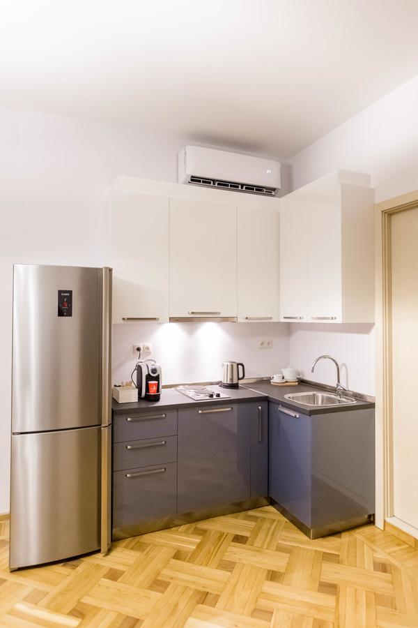 Luxury 3 Bedroom Apartment By Freedom Square City Center Tbilisi Exterior photo