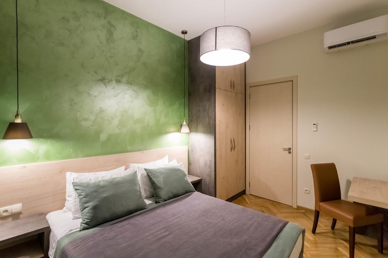 Luxury 3 Bedroom Apartment By Freedom Square City Center Tbilisi Exterior photo