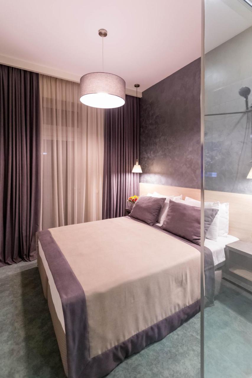 Luxury 3 Bedroom Apartment By Freedom Square City Center Tbilisi Exterior photo